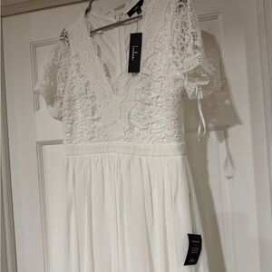 Lulu's Ivory Lace V-Neck Dress